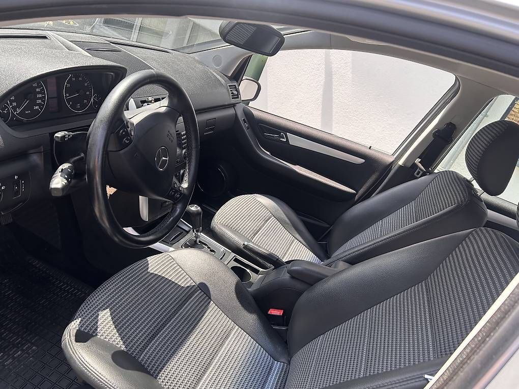 Autos: Mercedes Benz A200 – D'occasion à eichberg par eastern69 2