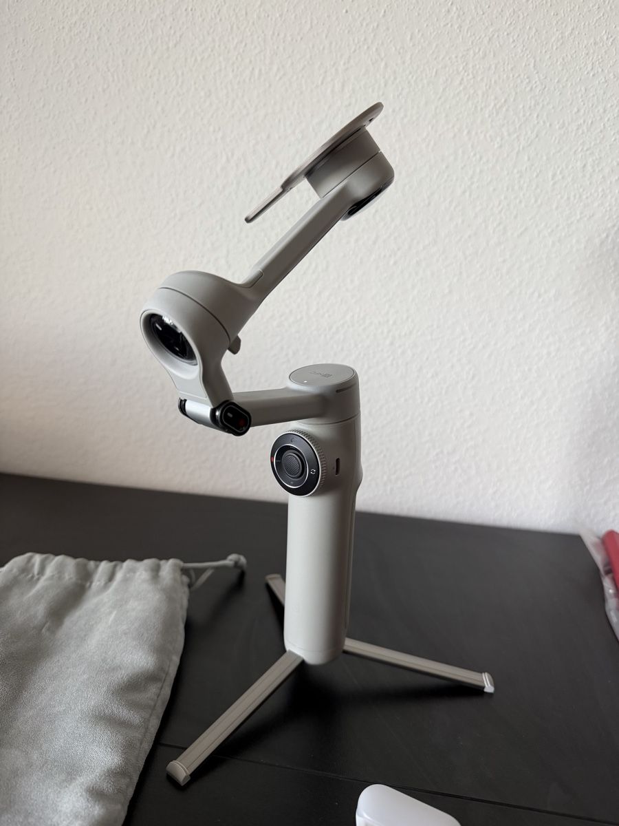 Insta360 Stative & Stativköpfe: Insta360 Flow 2 Pro Creator Kit Grau – Gebraucht aus Remetschwil von LuisN16 3