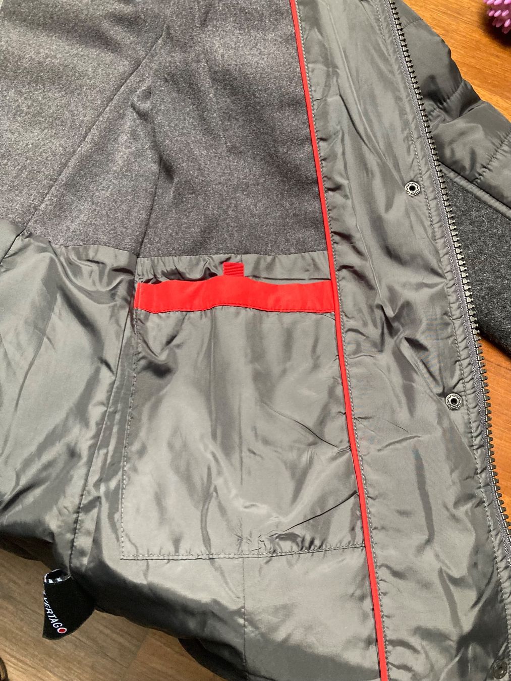 Cappotti: Mantel Silvertag Damen grau Gr. 34 Wolle – Usato da Dulliken venduto da gab_jdr2 7