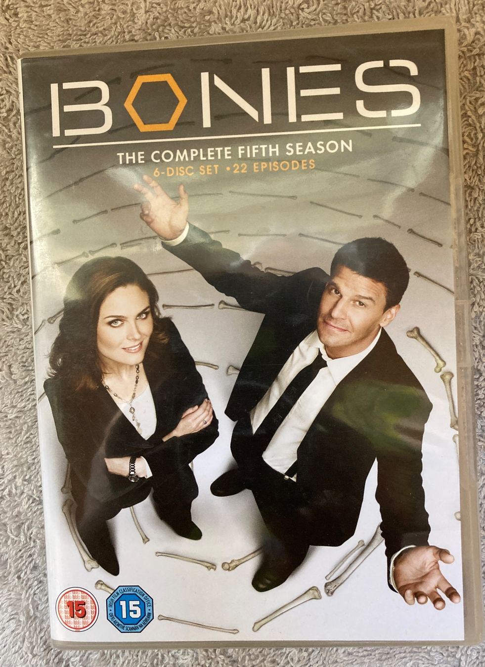 Alle DVDs: Bones  - Fifth Season (UK) – Gebraucht aus Wolfhausen von uchuva26