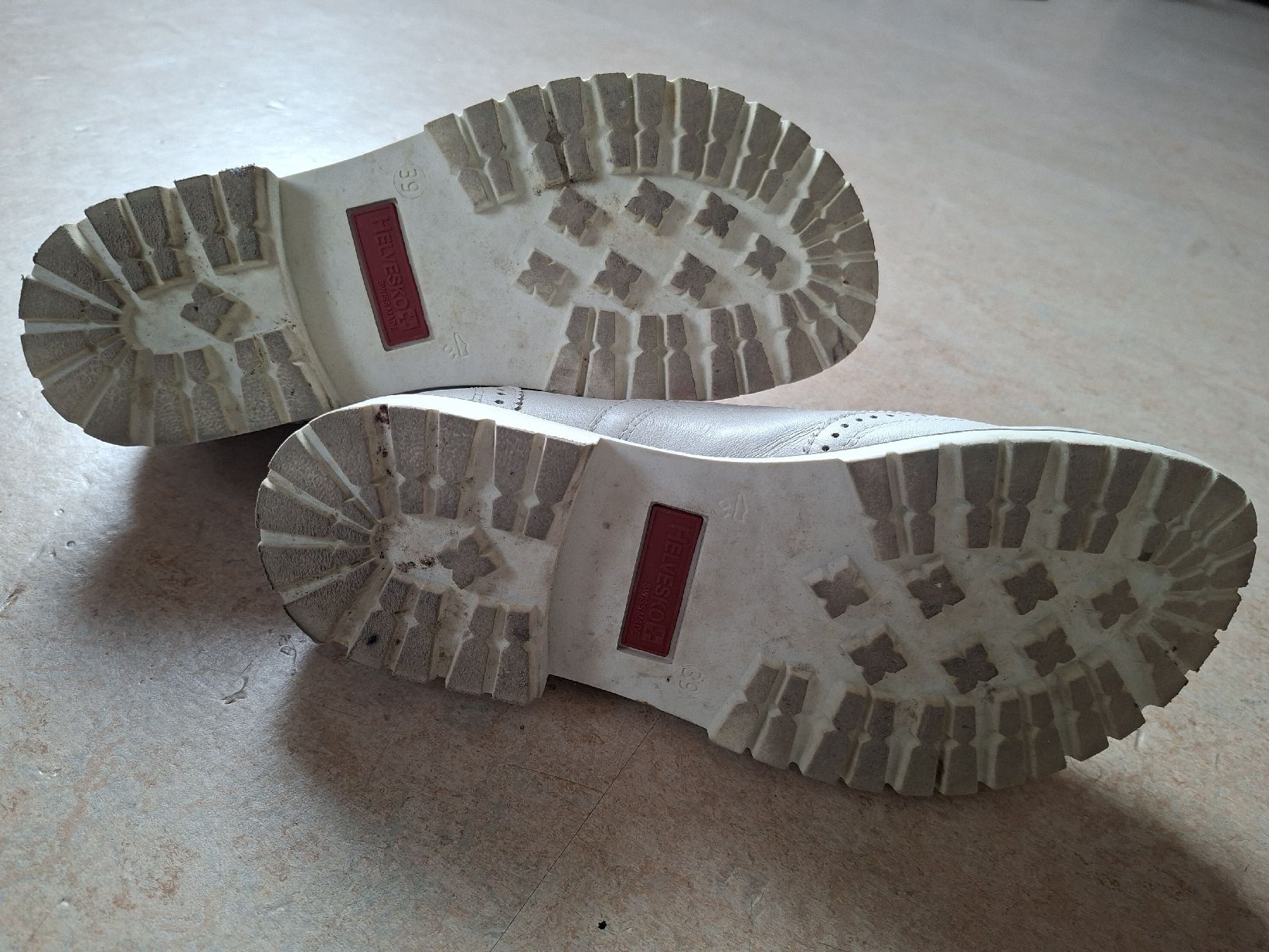 Helvesko Scarpe da donna: Helvesko Schuhe, Gr. 39, cremeweiss – Usato da Klingnau venduto da vollmond36 6
