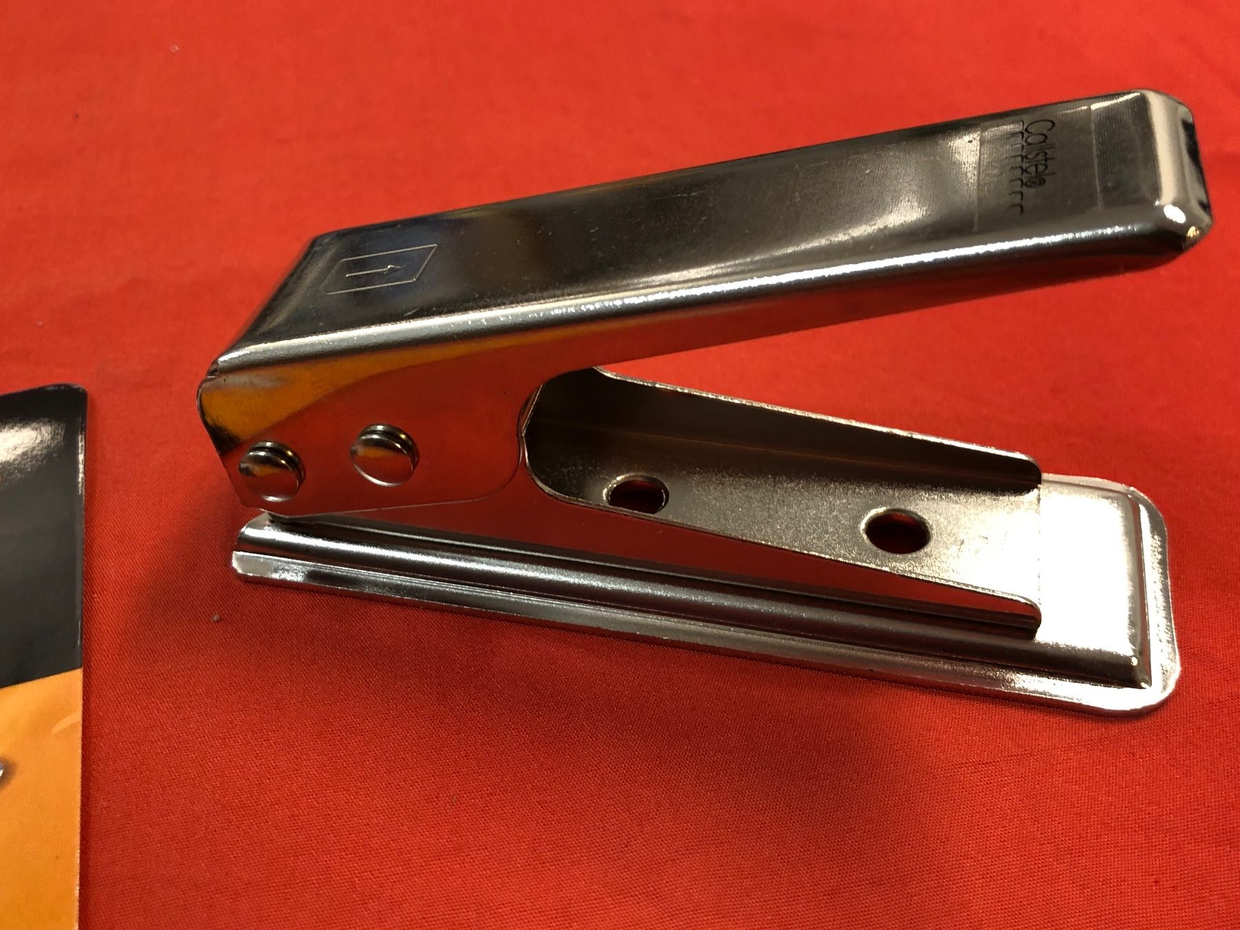 Tutti gli attrezzi: Micro SIM Card Cutter Model HZ1825-675 – Nuovo e nell'imballaggio originale da Neerach venduto da Arbimus 5