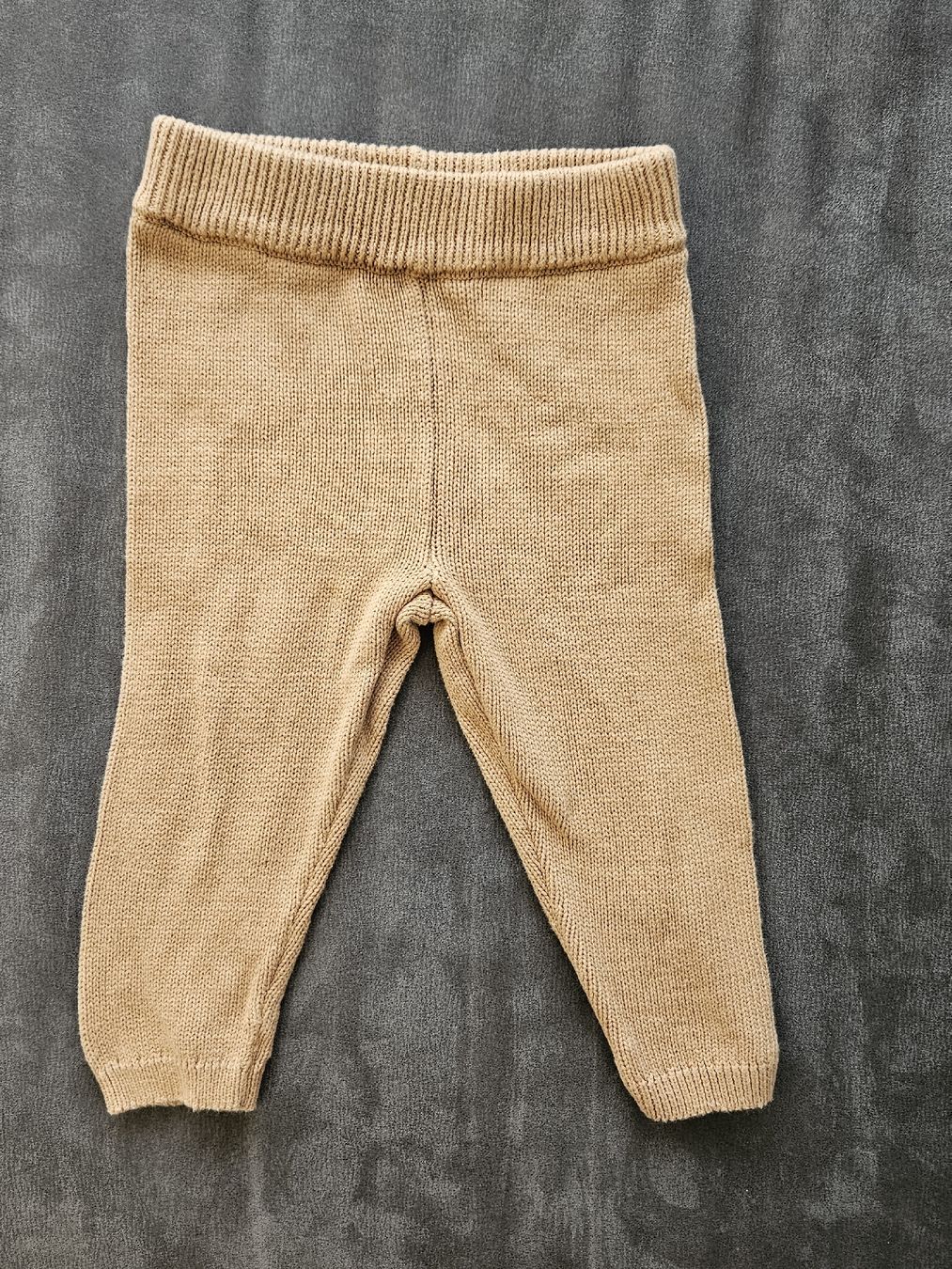 Lotti & Set di vestiti: Strickset so cute Pullover und Hose beige Grösse 80 – Usato da Unterkulm venduto da PatrycjaD 4