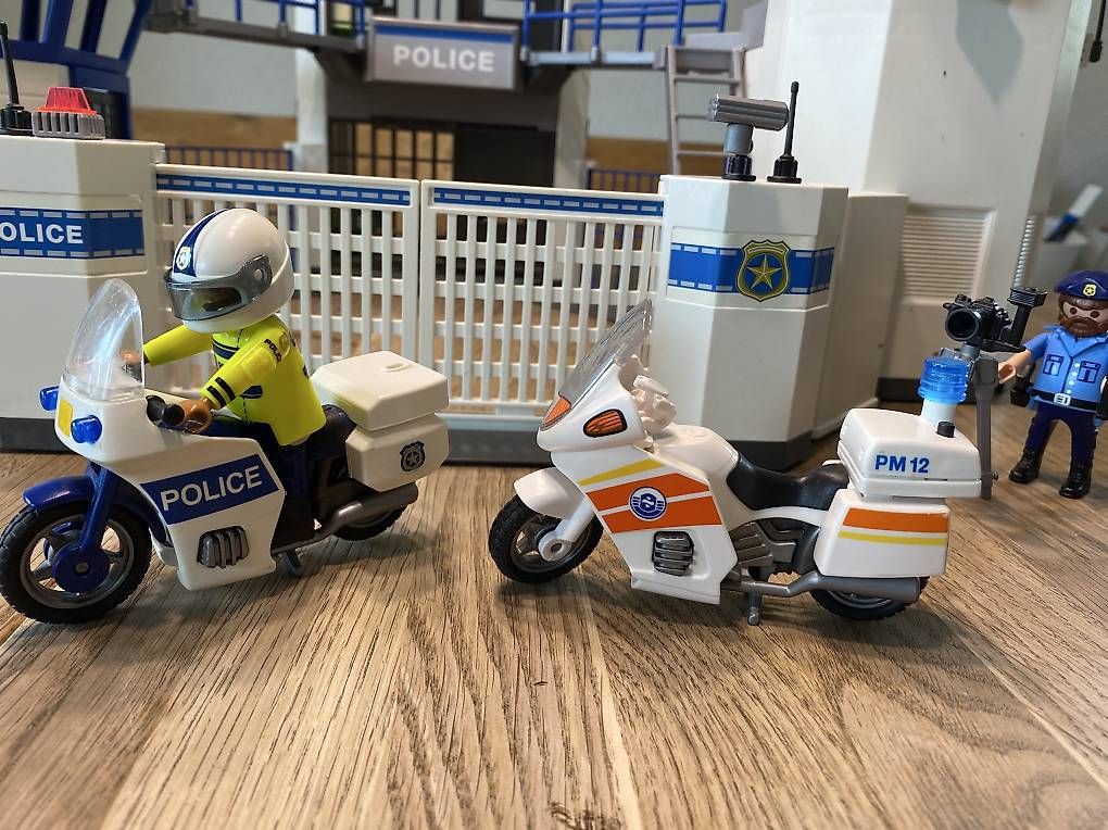 Playmobil Giocattoli: Playmobil Polizei Station – Usato da Rebstein venduto da M.el 4