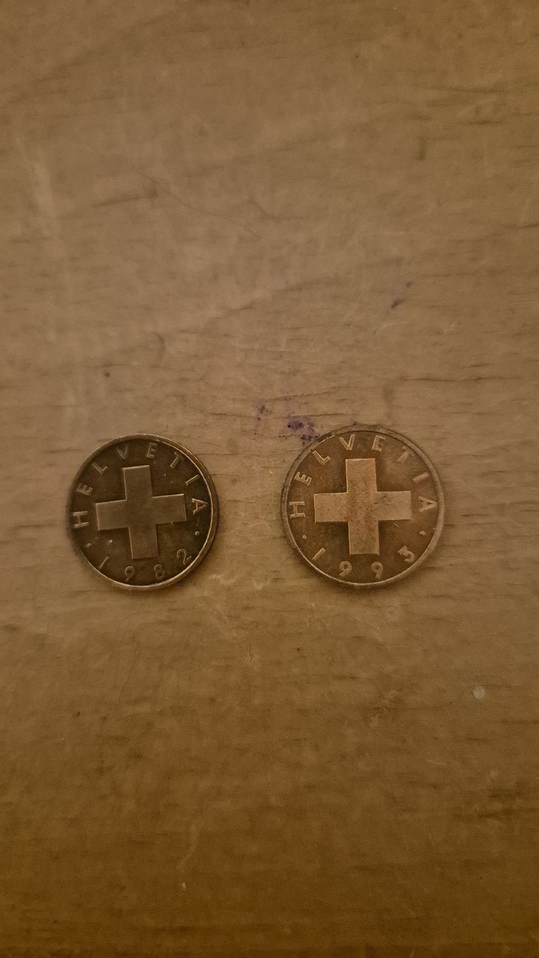 Tutti le monete: Pièces 1 centime, 1982 et 1993 – Usato da Villars-sur-Glâne venduto da soa_2h5f