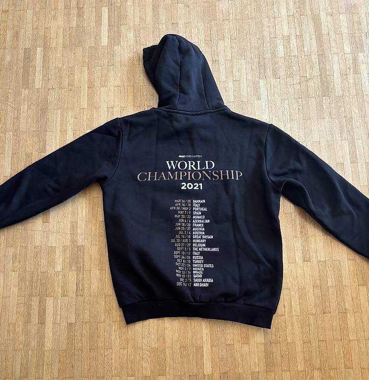 Pullover & Sweatshirts: Sweatshirt Max Verstappen World Champion 2021  – Gebraucht aus Meinier von guillaume.crt 1