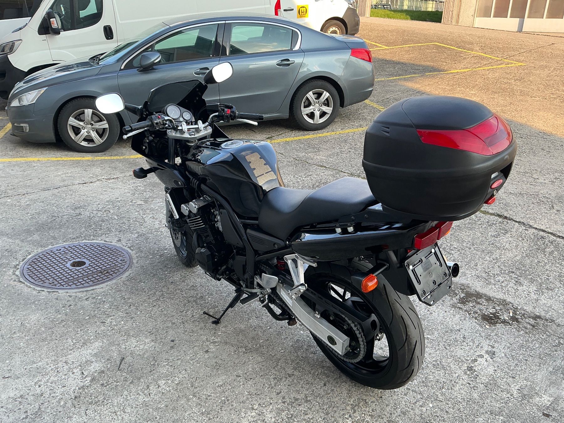 Yamaha Strada: Yamaha FZS600 – Usato da strengelbach venduto da Zoks 4