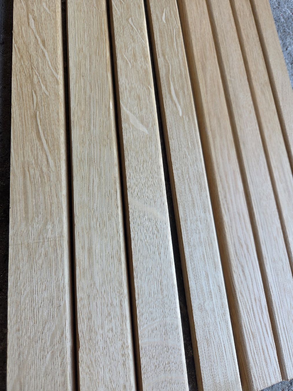 Articoli in legno: Eiche Sockellesiten massiv 40x8mm länge ca 100cm – Nuovo e nell'imballaggio originale da Muttenz venduto da Candro99 2
