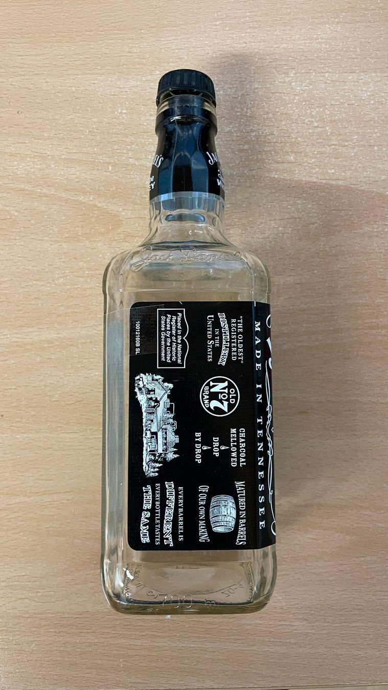 Altro: Leere Jack Daniel's Flasche, 700ml, Deko – Usato da Glattfelden venduto da cybermaxx 2