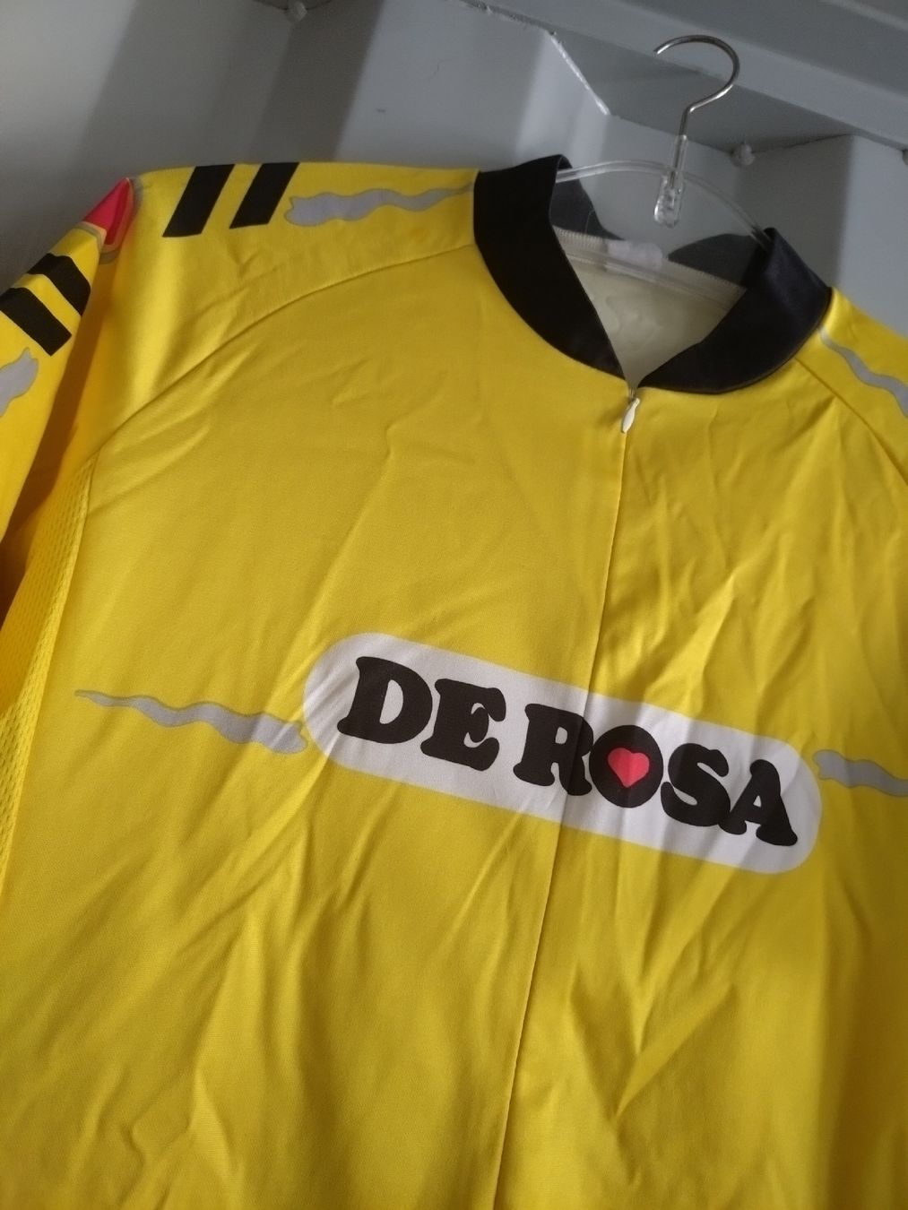 Leibchen & Hosen: Maillot de cyclisme De Rosa jaune, vintage – Gebraucht aus Farvagny-le-Grand von LaCaverne 1