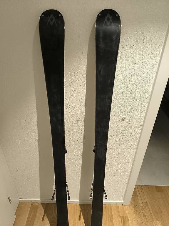 Sci: Ski VÖLKL AC10 – Usato da Luzern venduto da Steve_Wonder 1