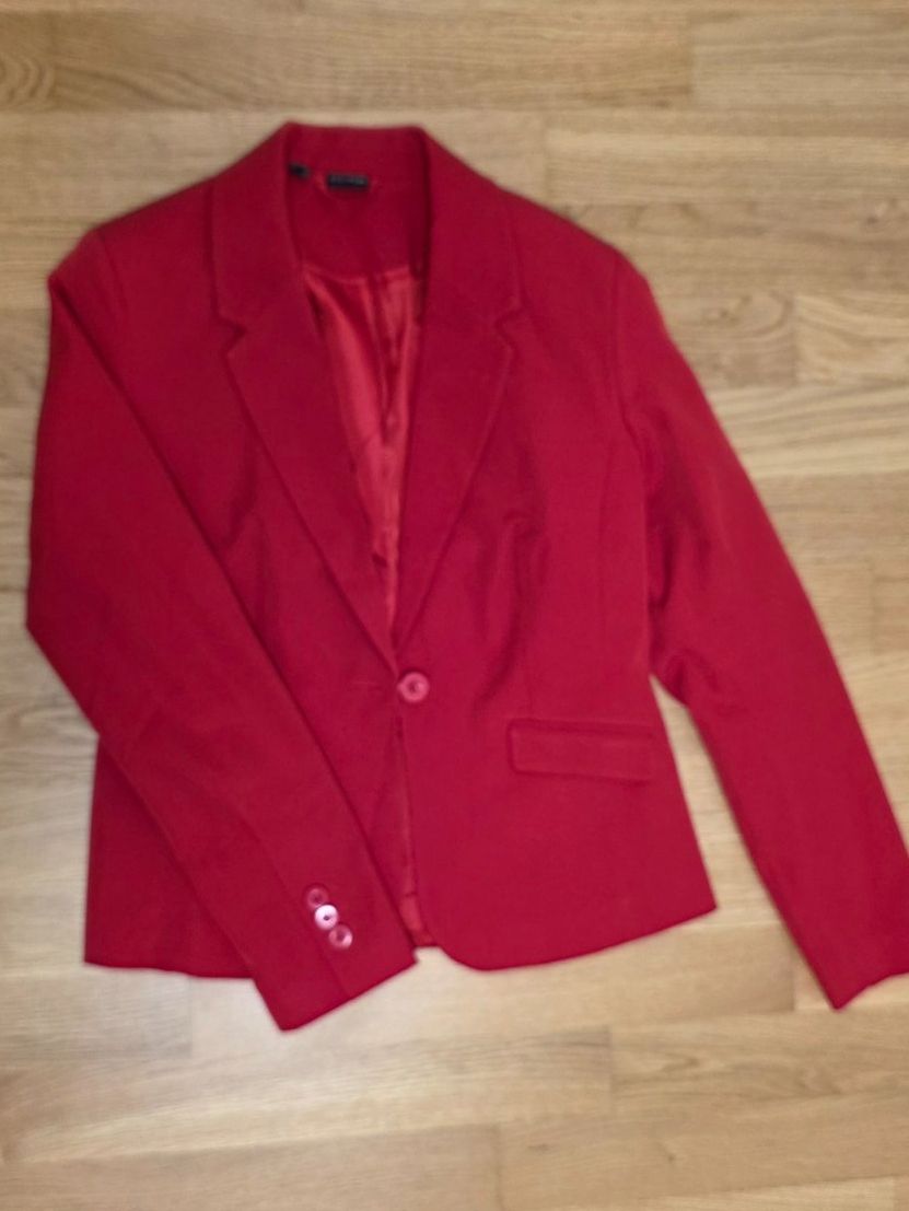 Vestes: Blazer rot Grösse 36 – Neuf (Voir description) à Jona par Stekar72