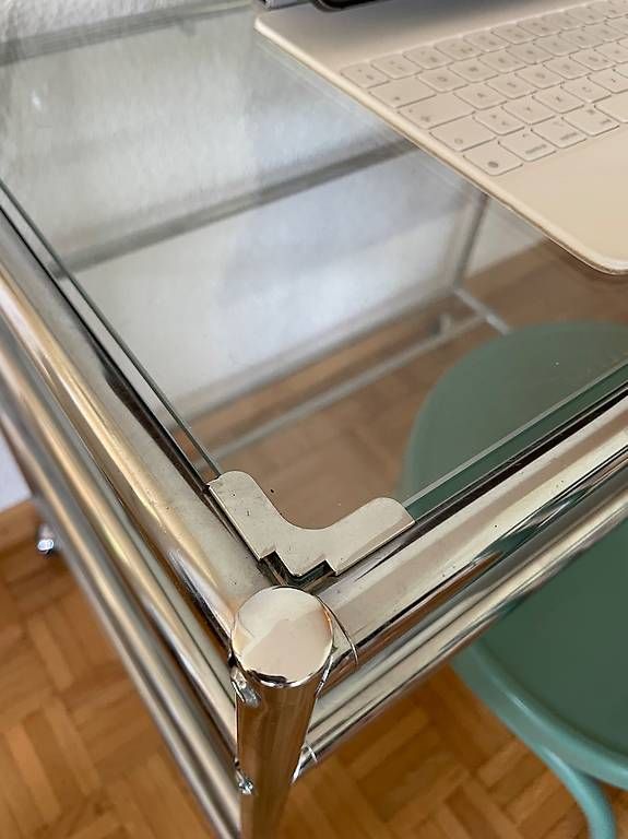 Bureaux: Bureau, meuble télé  – D'occasion à Cugy VD par cha_f7vk 1