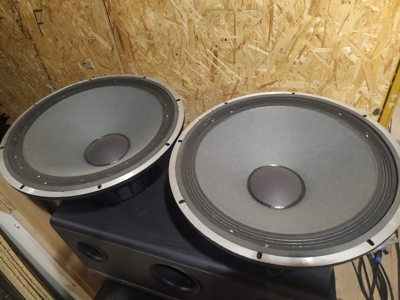 Casse acustiche: FANE - 15 Zoll - 2 Stück – Usato da Koppigen venduto da connect1