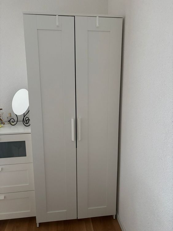 Armoire IKEA BRIMNES Blanche Avec Miroir – 3 Portes, 117x190 Cm, Neuve