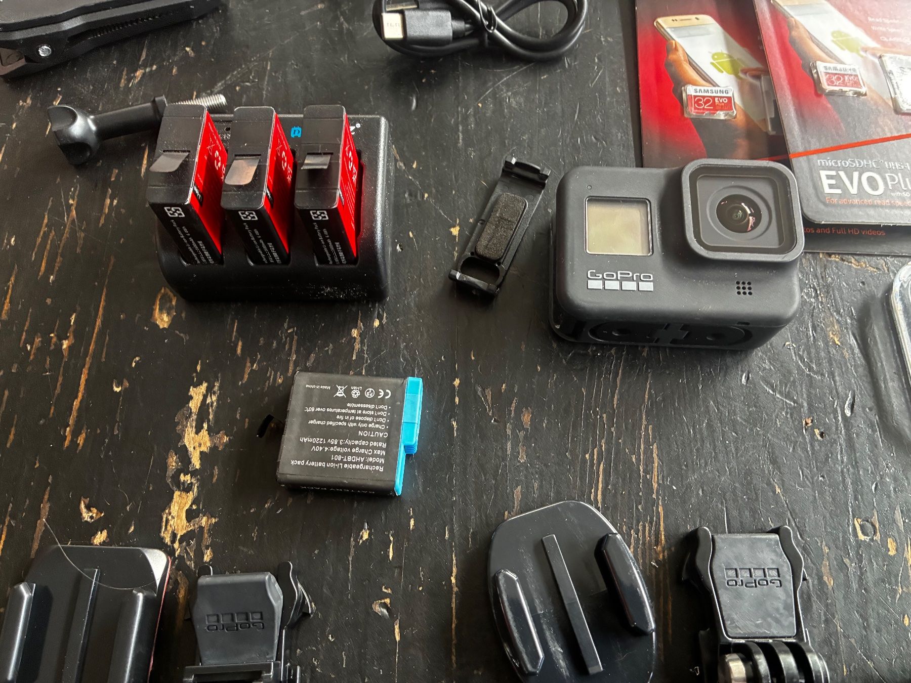 Gopro Action Cam: GoPro 8 umfangreiches Set – Usato da Zollbrück venduto da outlet16 1