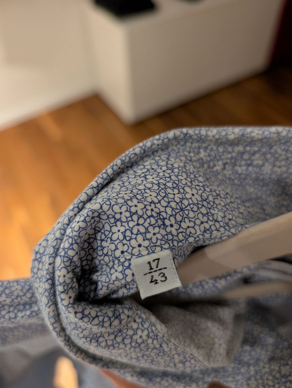 Hemden: Queensway Shirt Flowers – Gebraucht aus Zug von Ma_Fe_12 3