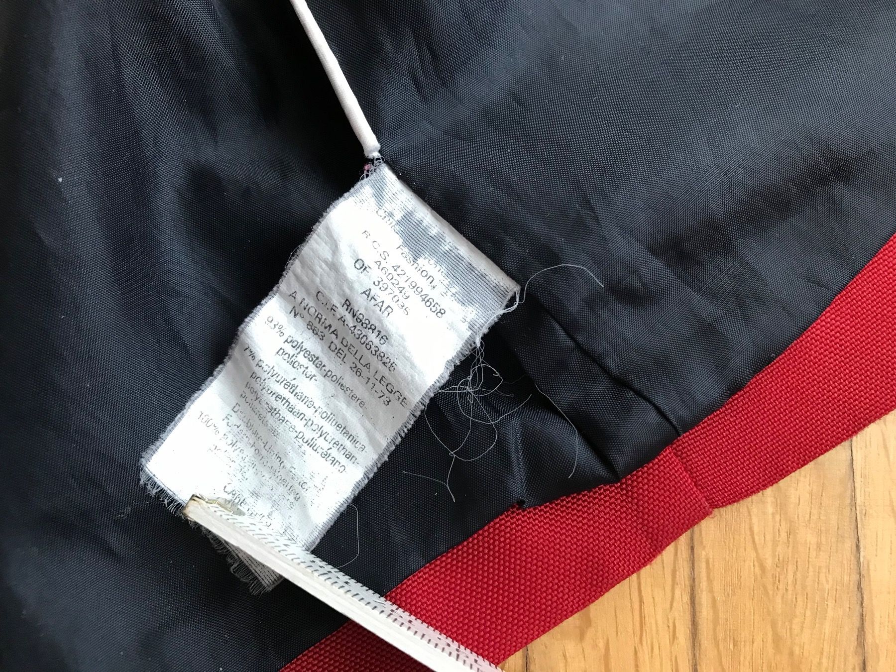 Timberland Giacche & Cappotti: Jacke mit Kapuze von TIMBERLAND Grösse 2 – Usato da Emmenbrücke venduto da Hathor123 4