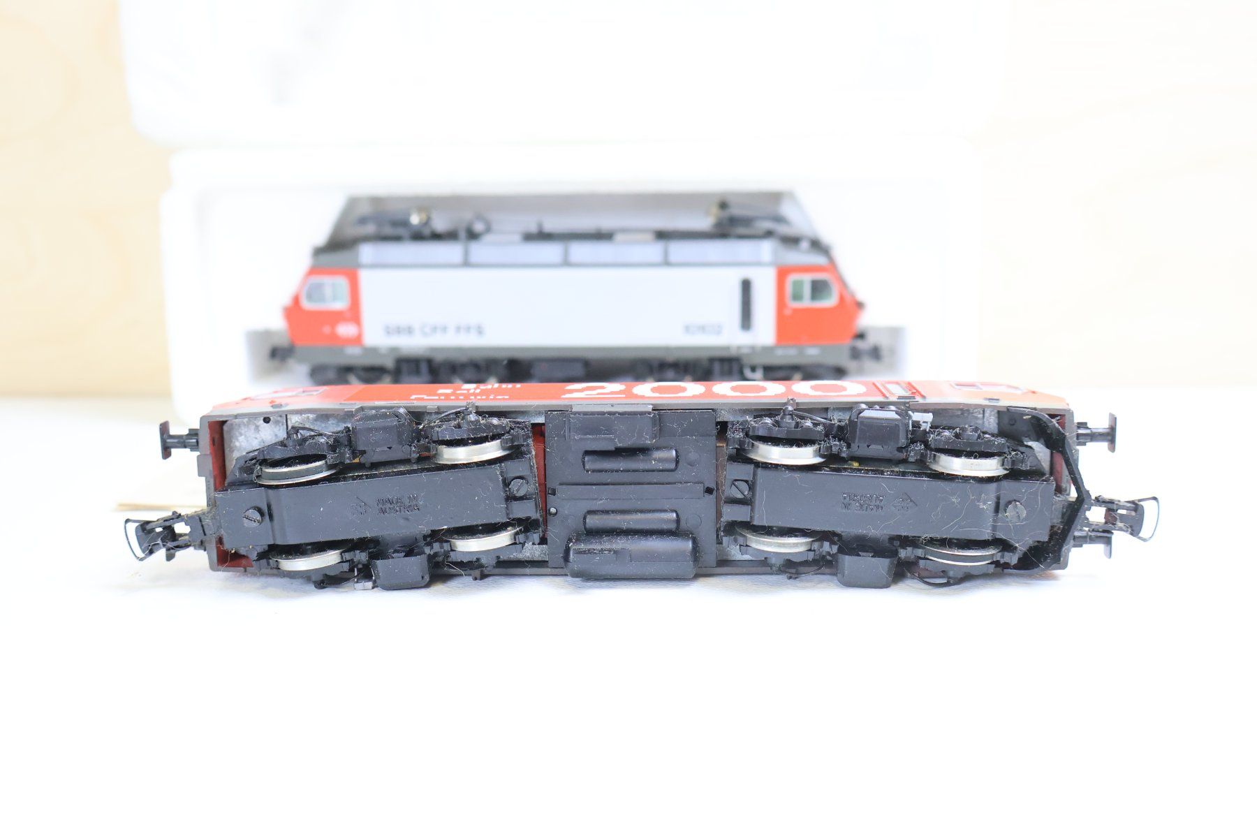 Roco Modelleisenbahnen: ROCO 2 x SBB Re 4/4 E-Lok - DC H0 Doppelpack – Gebraucht aus Winterthur von Monstera 7