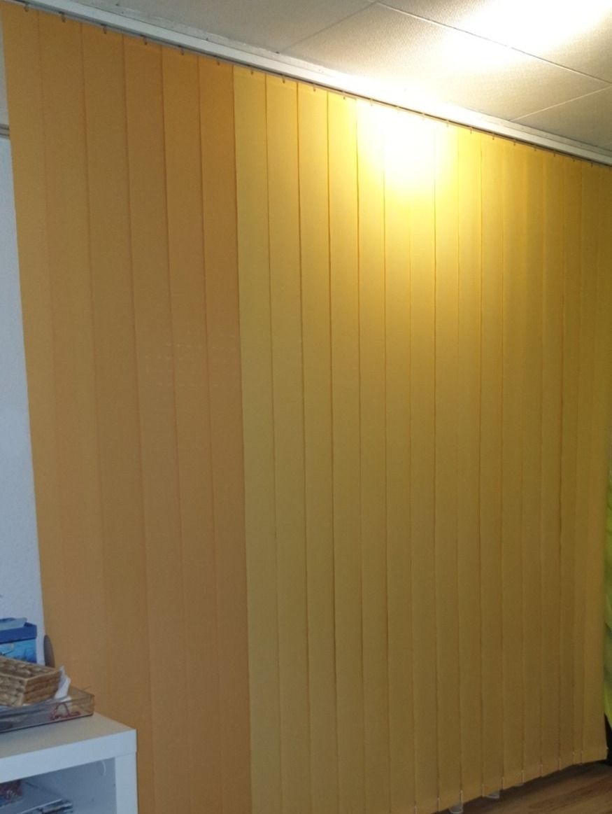 Tende: Vorhang Kadeco 235x235cm – Usato da Gwatt (Thun) venduto da Letzte-Chance-III 2