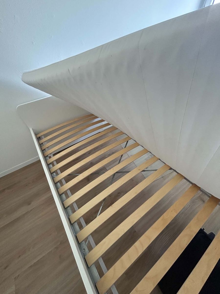 Ikea Lits: IKEA bett 90x200 – D'occasion à Allenwinden par Vaisbrodas 2