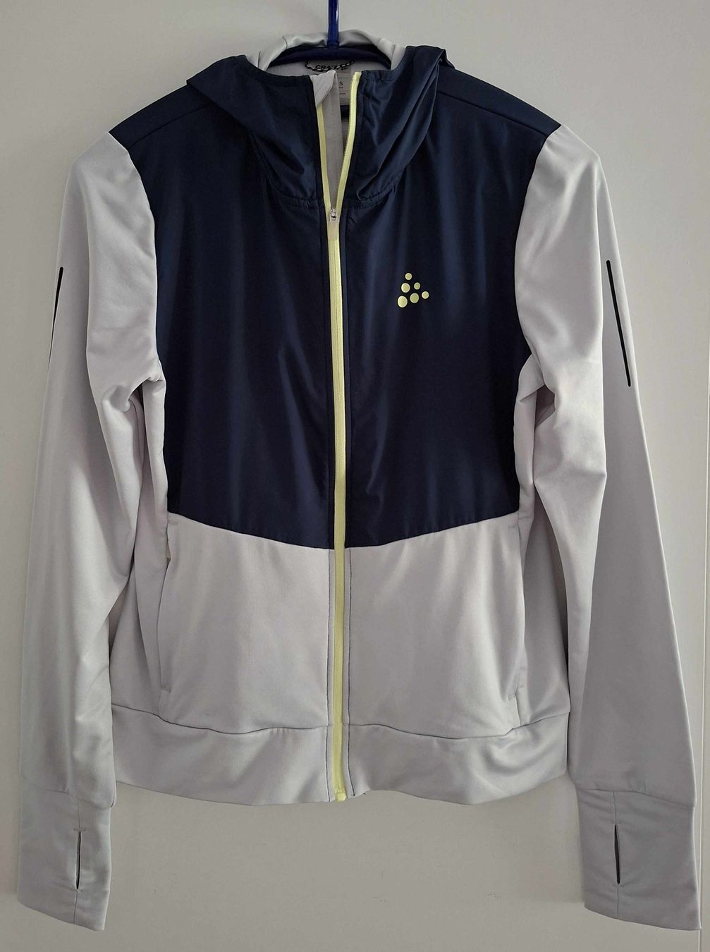 Craft Vestes: Trainerjacke Craft - Grösse S – D'occasion à Seuzach par wie_c66v