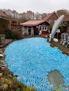 Tutte le decorazioni: Teichisolation Teichbälle – Usato da Stetten SH venduto da Daiderau0 1