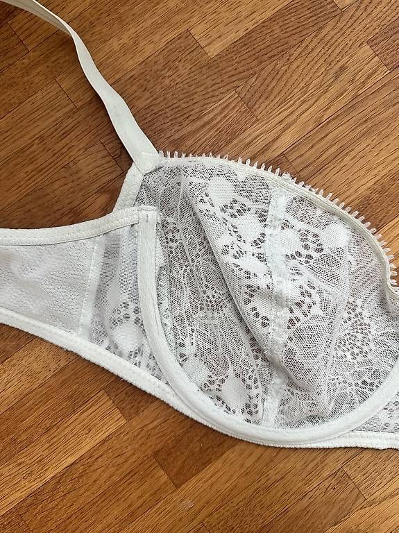 Chantelle Altra biancheria intima: BH 75F Chantelle helles grün – Usato da Aarau venduto da von_8xns 3