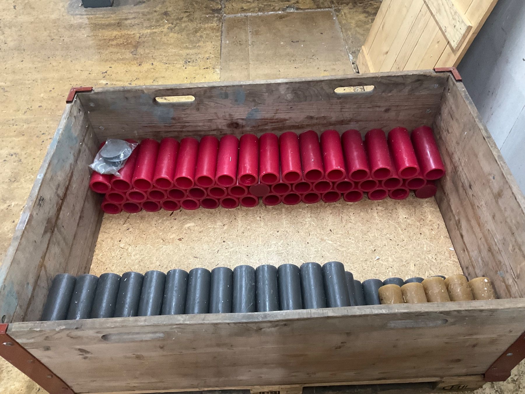 Candele: 320 Posten Raureifkerzen aus Liquidation – Usato da Derendingen venduto da Meisterstuecke 2