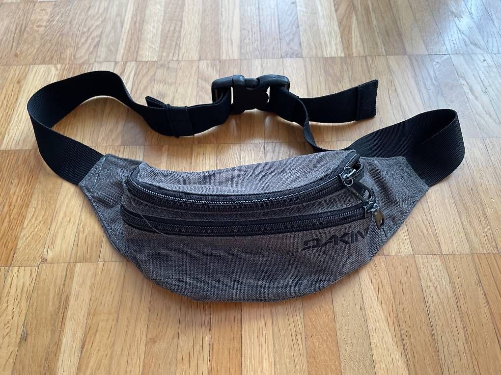 Dakine Borse: Dakine Bauchtasche – Usato da Jona venduto da Tr3s