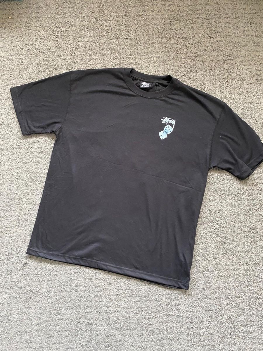 Stüssy T-Shirts: T-shirt Stüssy – Neu (gemäss Beschreibung) aus Genève von seb_7vgp