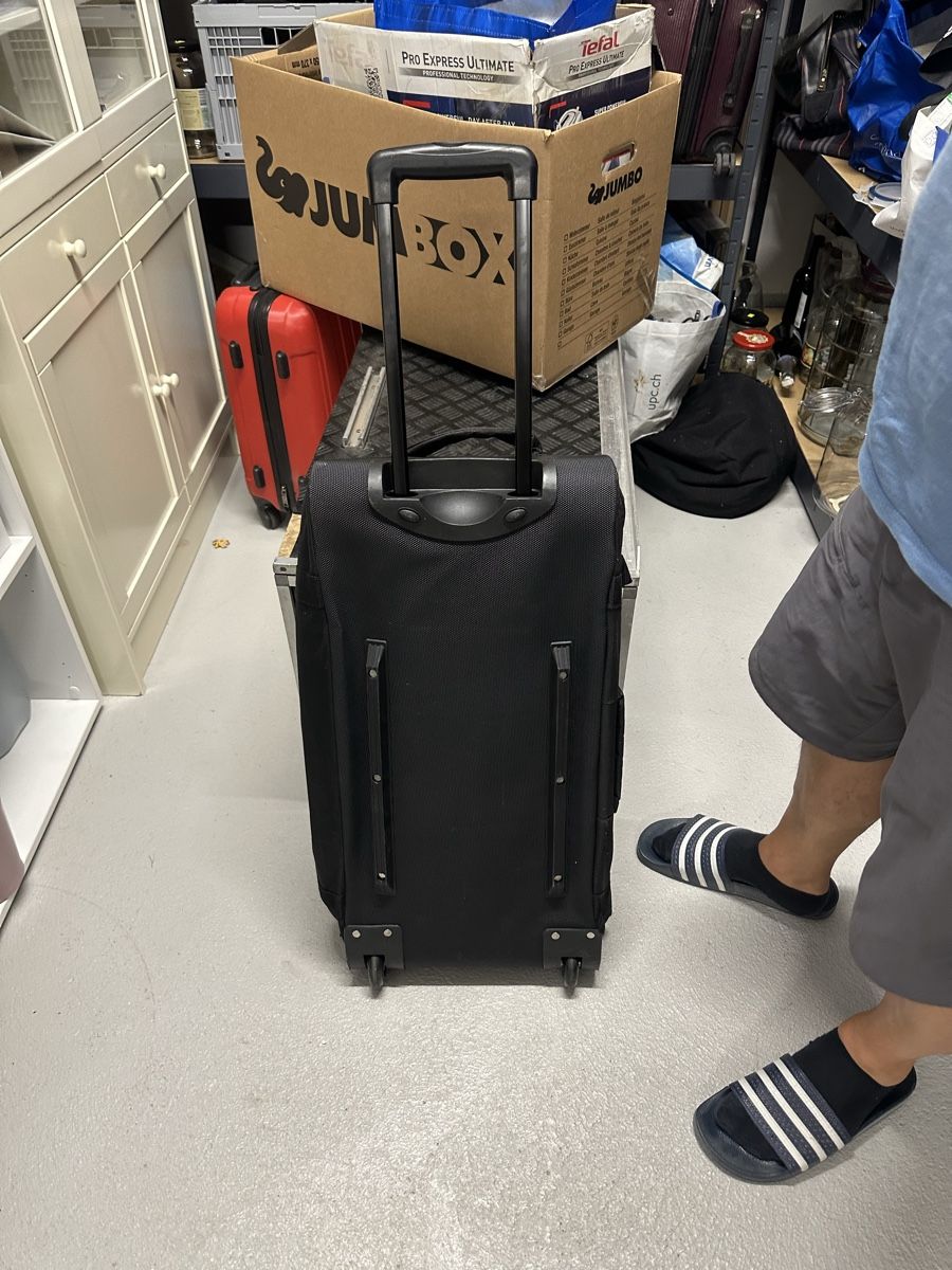 Altro in Aeronautica: TopMove Reisetasche / Trolley XXL mit Rollen – Usato da Goldach venduto da Nekiii 2