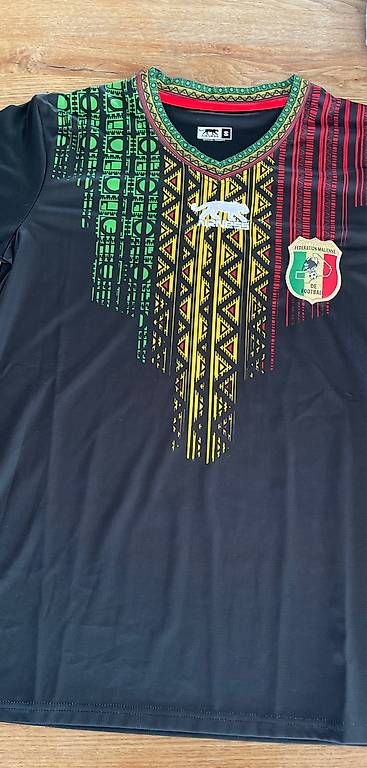 Leibchen & Hosen: Mali Trikot Schwarz Grösse S – Gebraucht aus Roggliswil von trek01
