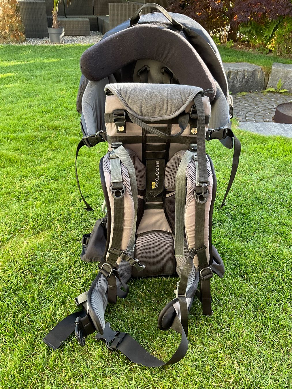 Jack Wolfskin Marsupi portabebè: Kindertrage-Rucksack Jack Wolfskin – Usato da Montlingen venduto da Gamo03 1