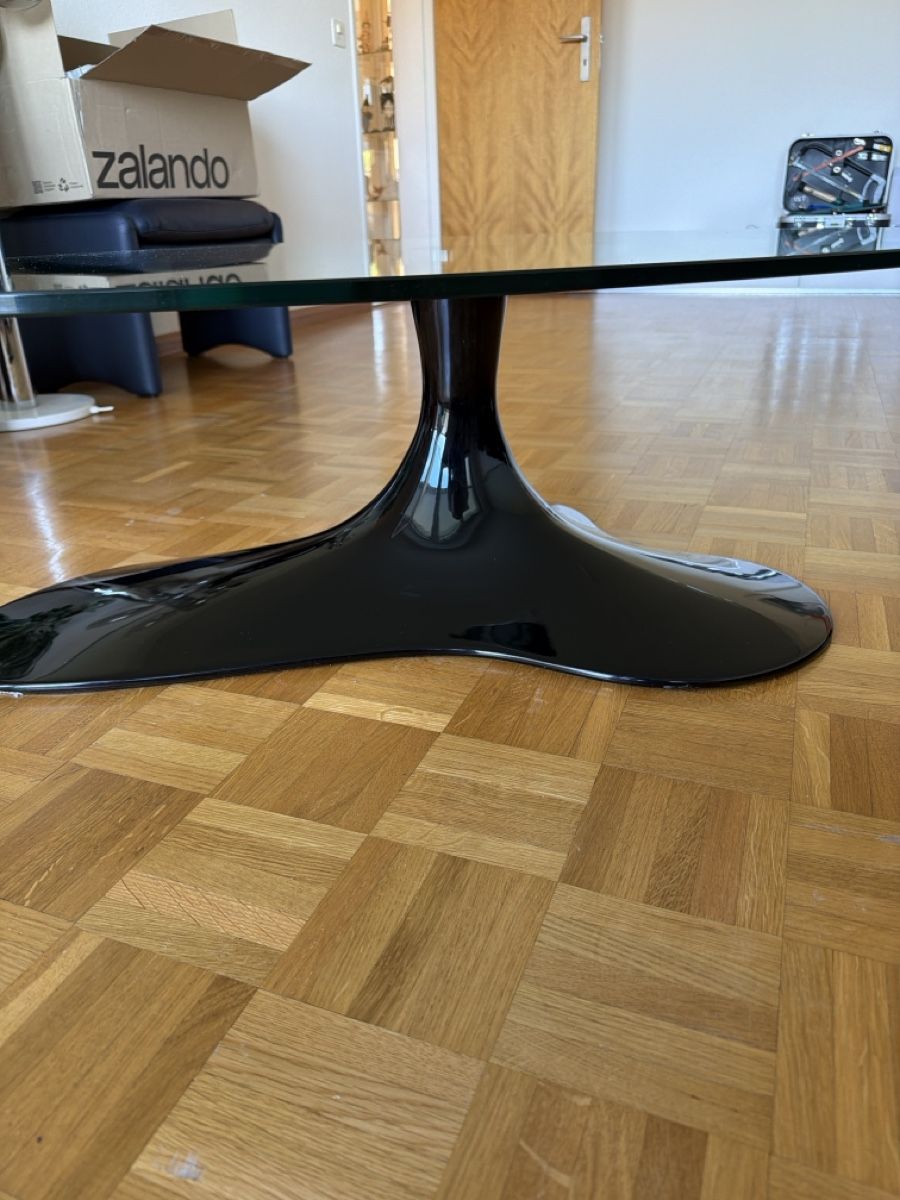 Tavoli: Couchtisch oval aus Glas – Usato da Therwil venduto da Haenky80 2