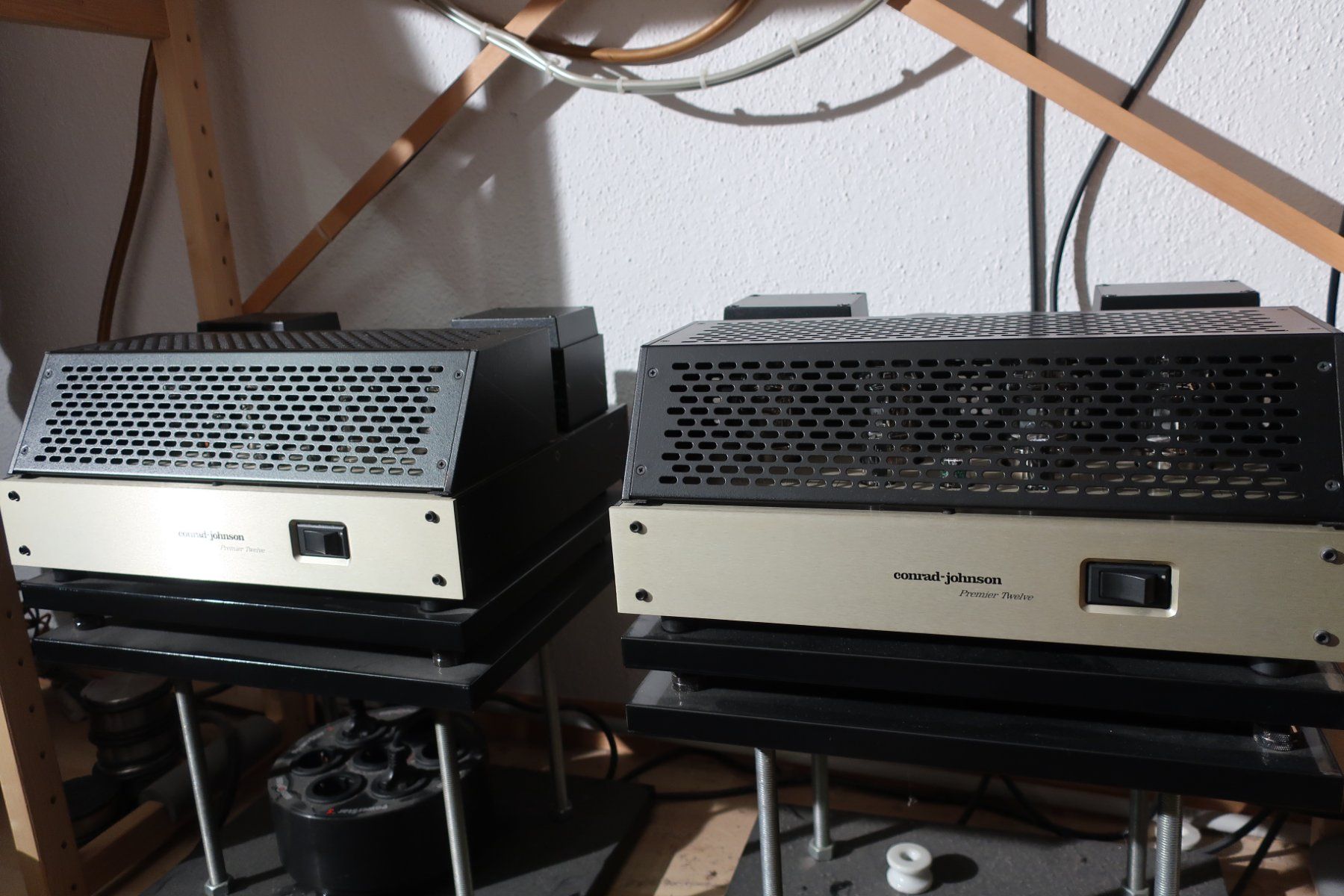 Conrad-Johnson Amplificatori: Conrad Johnson Premier 12 Mono Endstufen – Usato da Oberflachs venduto da genki-tama 1