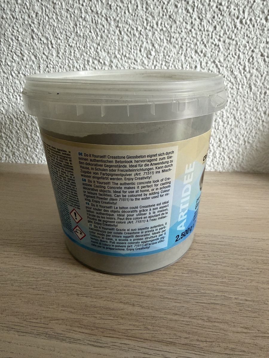 Materiale per modellare: Giessbeton – Usato da Schübelbach venduto da Sambodscha 3
