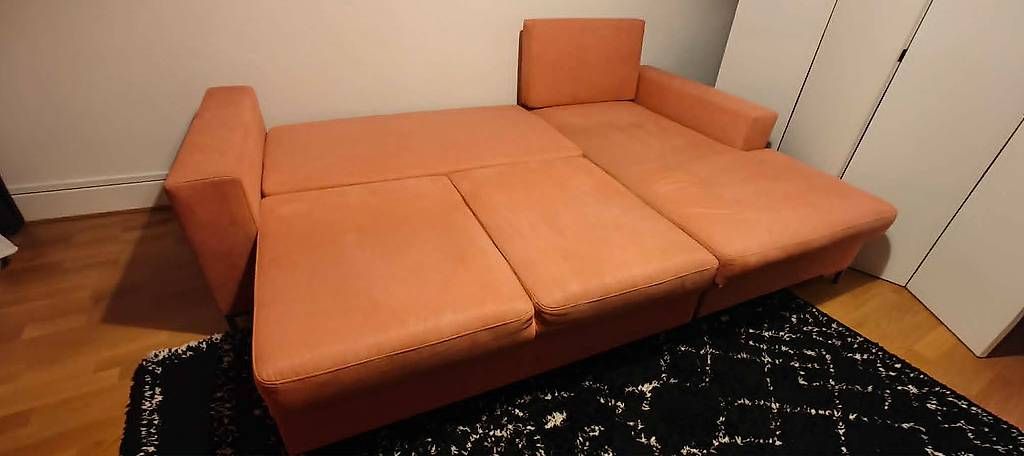 Divani: Grand canapé d'angle convertible – Usato da Genève venduto da jul_wqg8 2