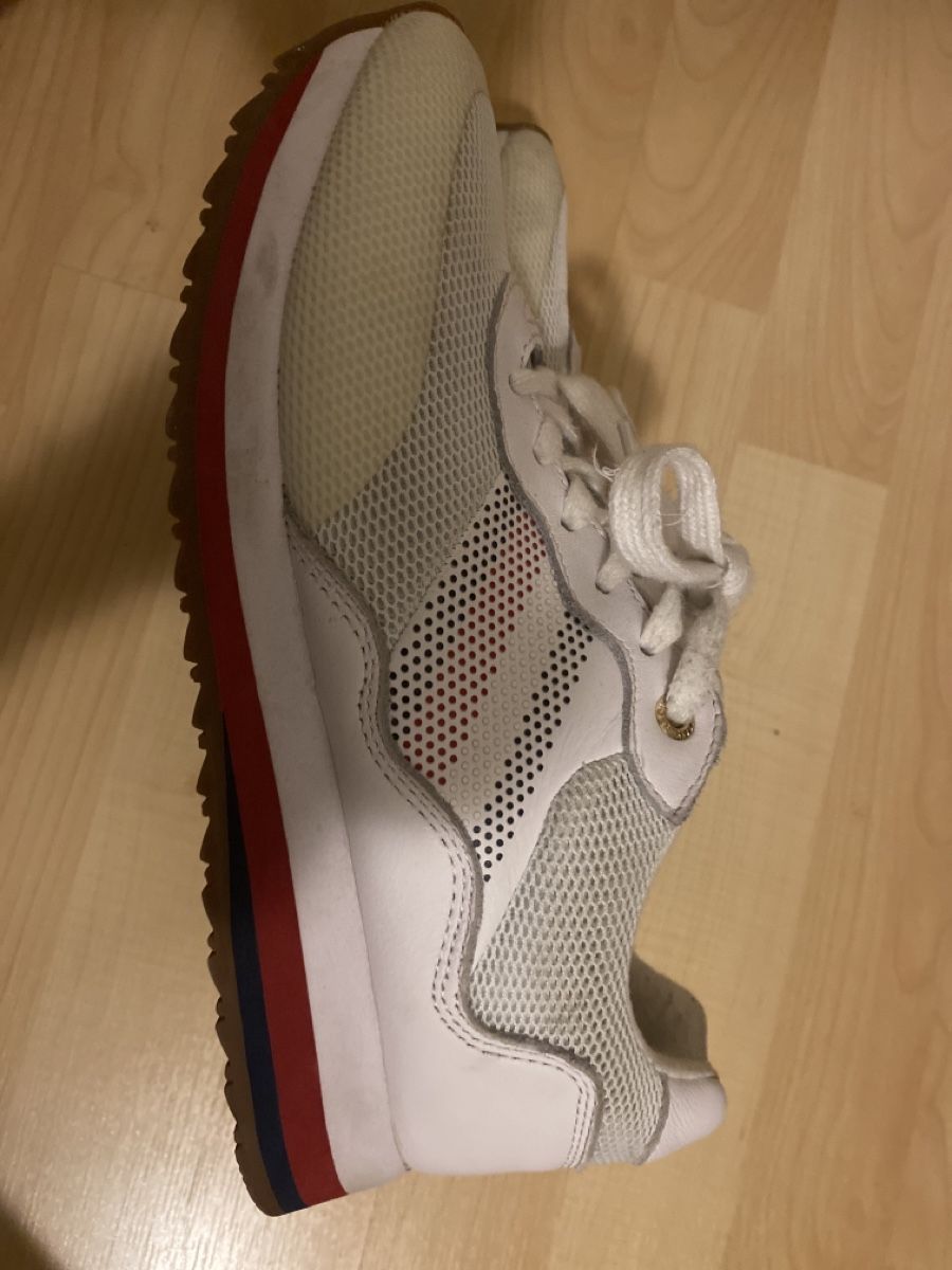 Tommy Hilfiger Damenschuhe: Tommy Hilfiger Schuhe – Gebraucht aus St. Gallen von sabrina_19 1