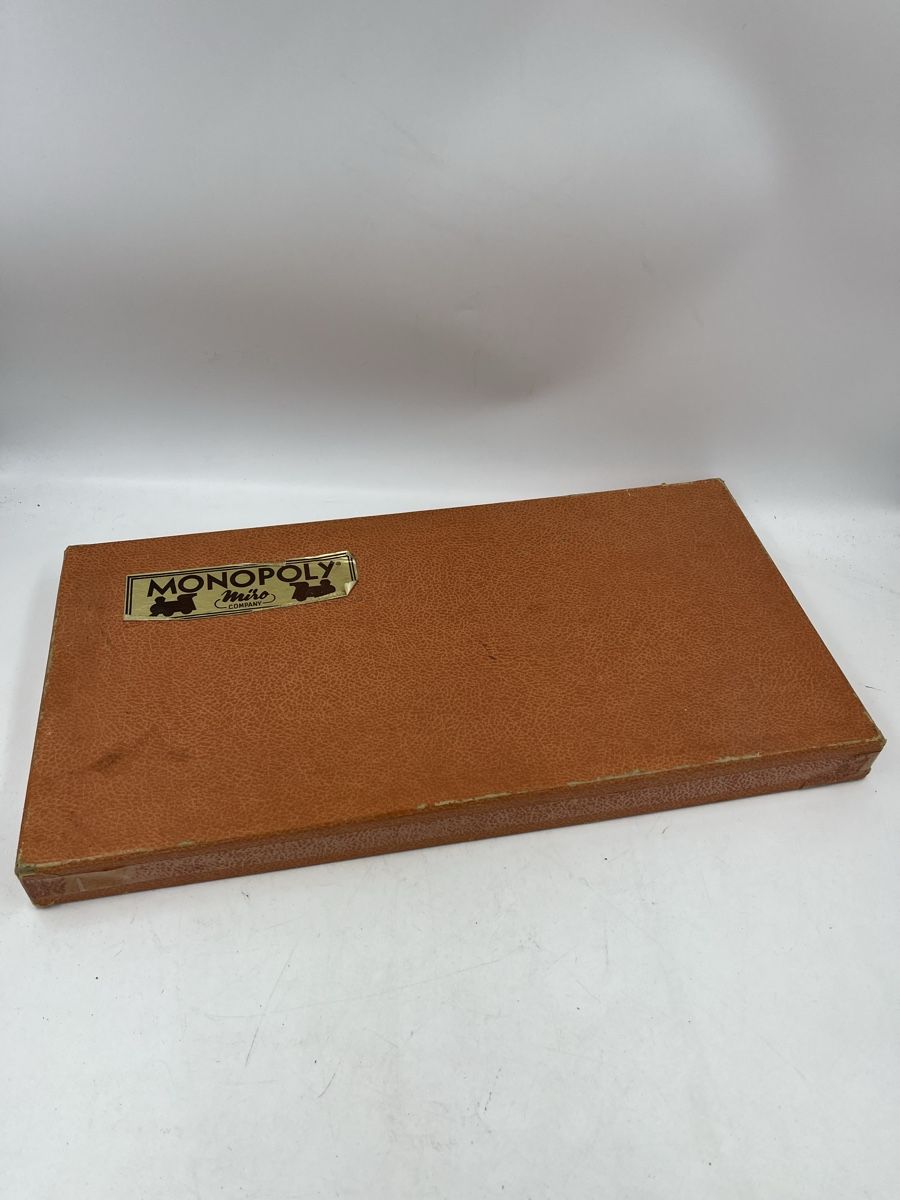 Jeux: MONOPOLY jeu de société collector  – D'occasion à Genève par Eric1823 1