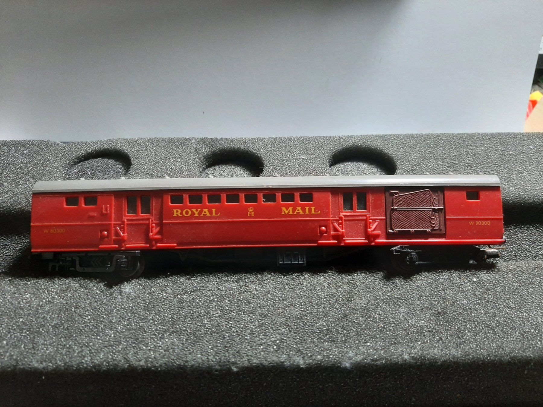 Fleischmann Modelleisenbahnen: JOUEF ROYAL MAIL – Gebraucht aus Avully von RIVALIS