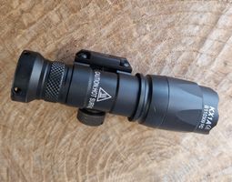 Starke LED Taschenlampe für Gewehr