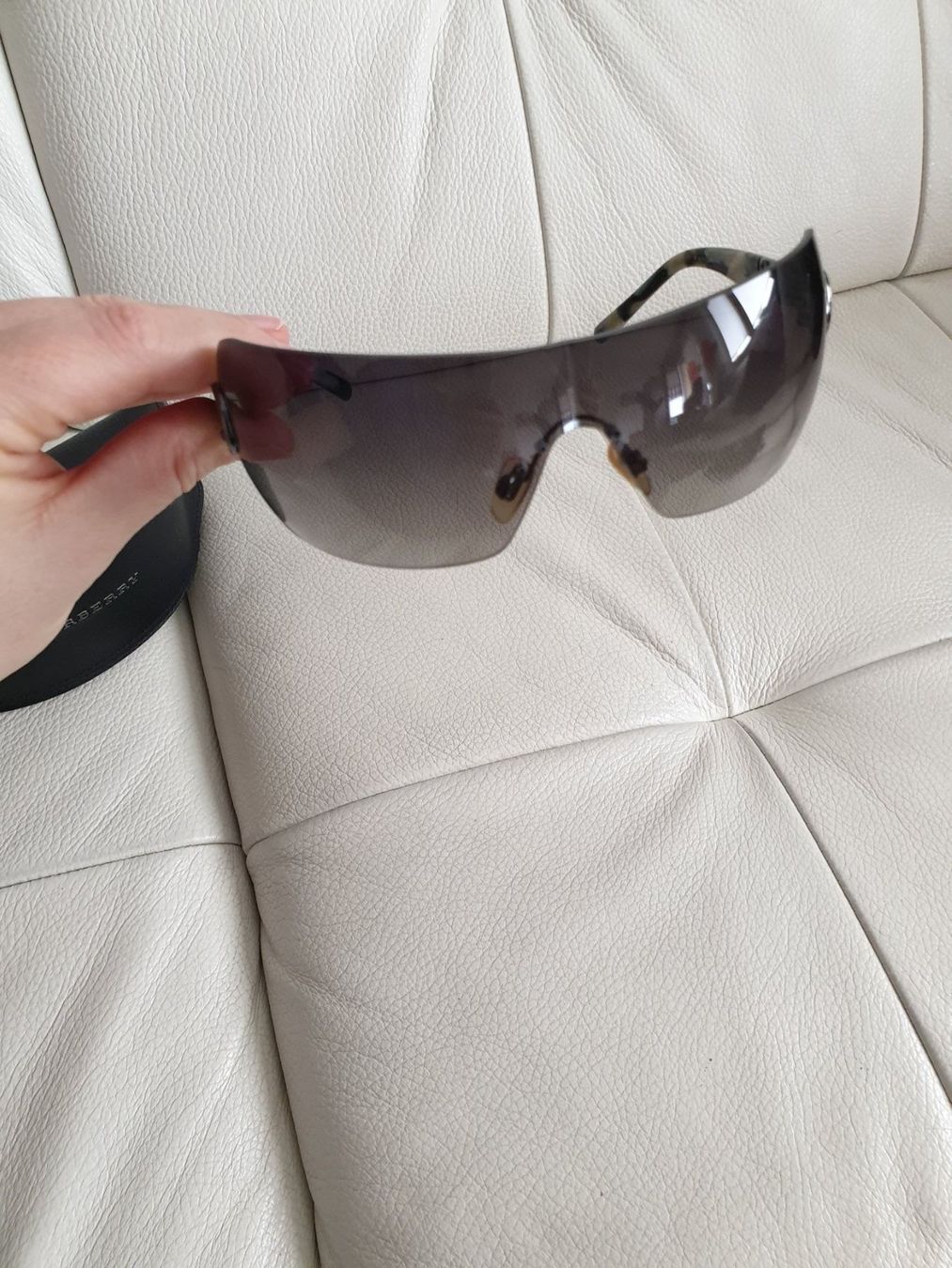 Burberry Occhiali & Lenti: ❤Burberry Sonnenbrille❤ – Usato da Goldach venduto da Wave82 4