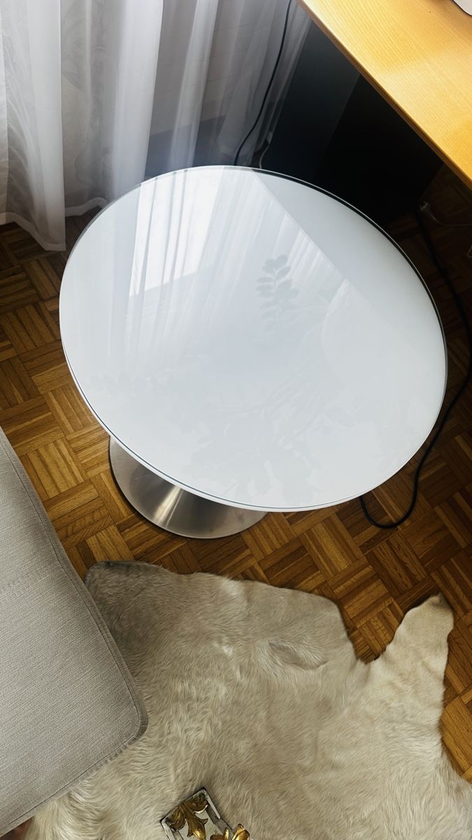 Tische: LOUNGE Leuchtisch inkl. Glasplatte Indoor – Gebraucht aus Lachen SZ von HelvetiaLuxury 4