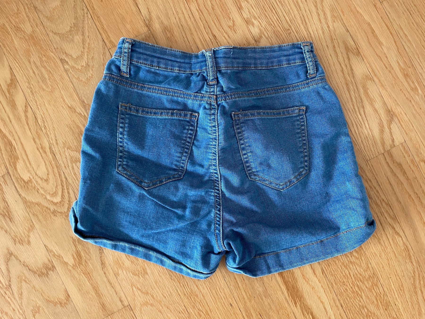 Tally Weijl Pantaloni: Shorts Tally Weijl Gr. 36 – Usato da Möhlin venduto da Halylea 1