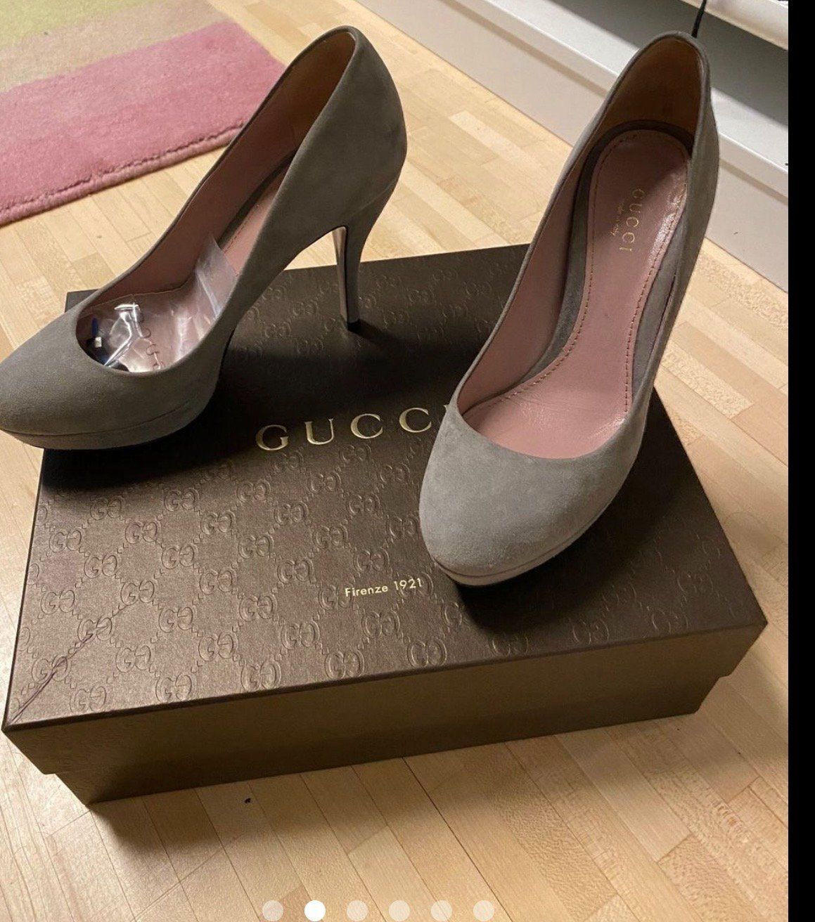 Gucci Scarpe da donna: Gucci pumps Escarpin daim/suede gris 36 – Usato da Zürich venduto da Julianobzh 1