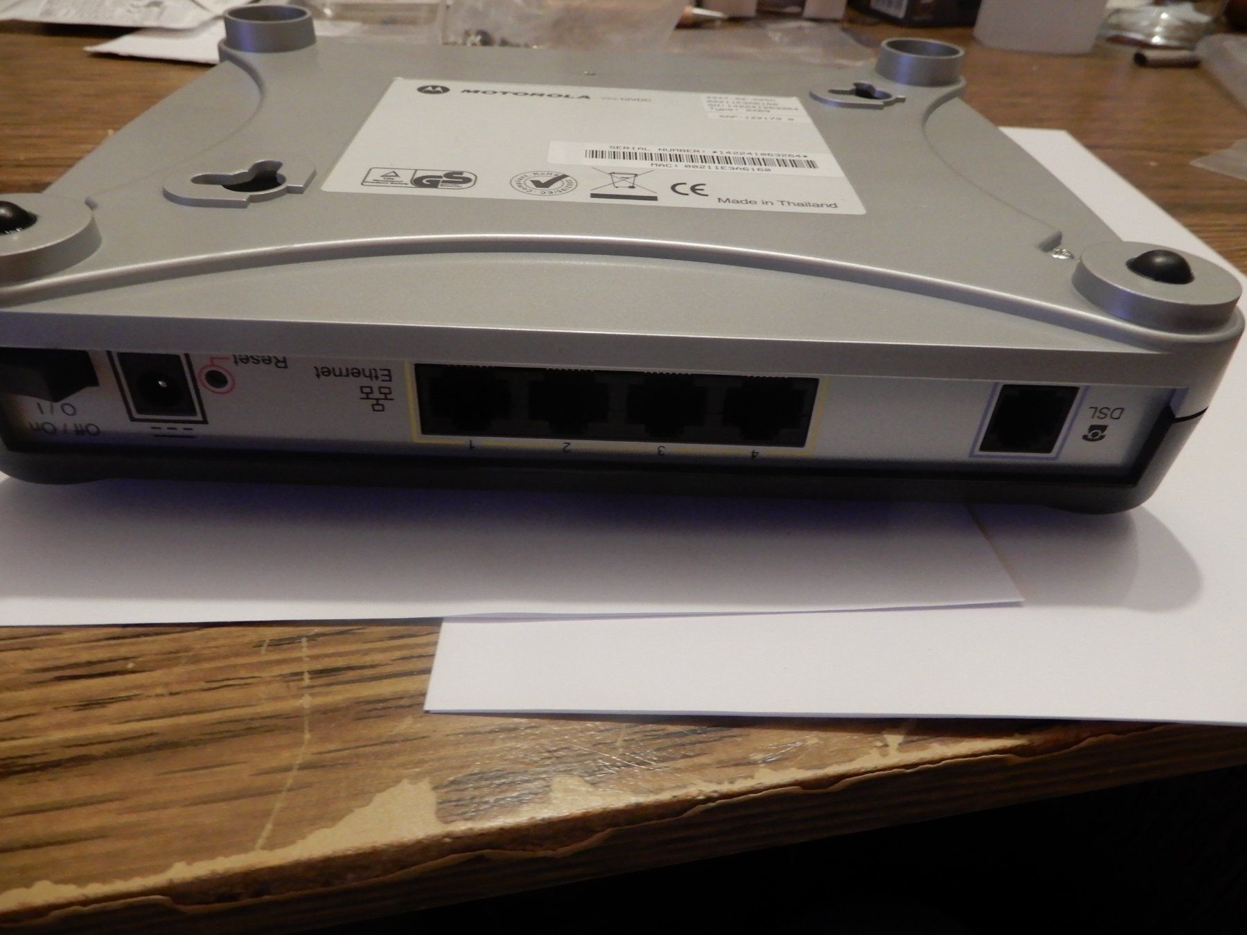 Modem & Router: Motorola Surfboard Router WLAN Ethernet DSL – Usato da Worben venduto da MaKo3252 2