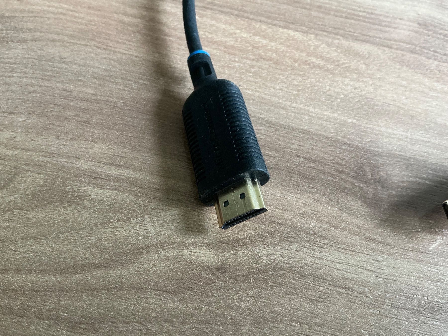 Kabel: Videokabel HDMI (Typ A) - USB-C – Gebraucht aus Zürich von hub_h8vk 1