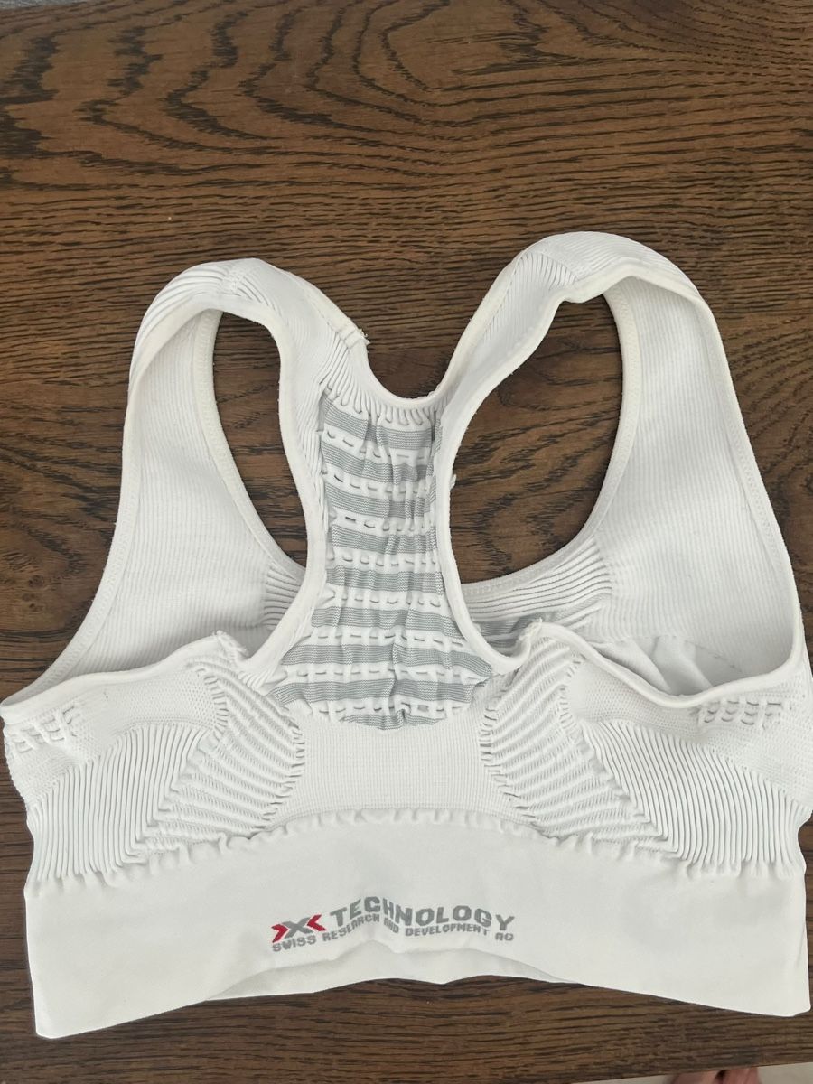 X-bionic Sonstige Unterwäsche: X-Bionic sports bra white size S/M B/C – Gebraucht aus Liestal von mau_z7lk 2
