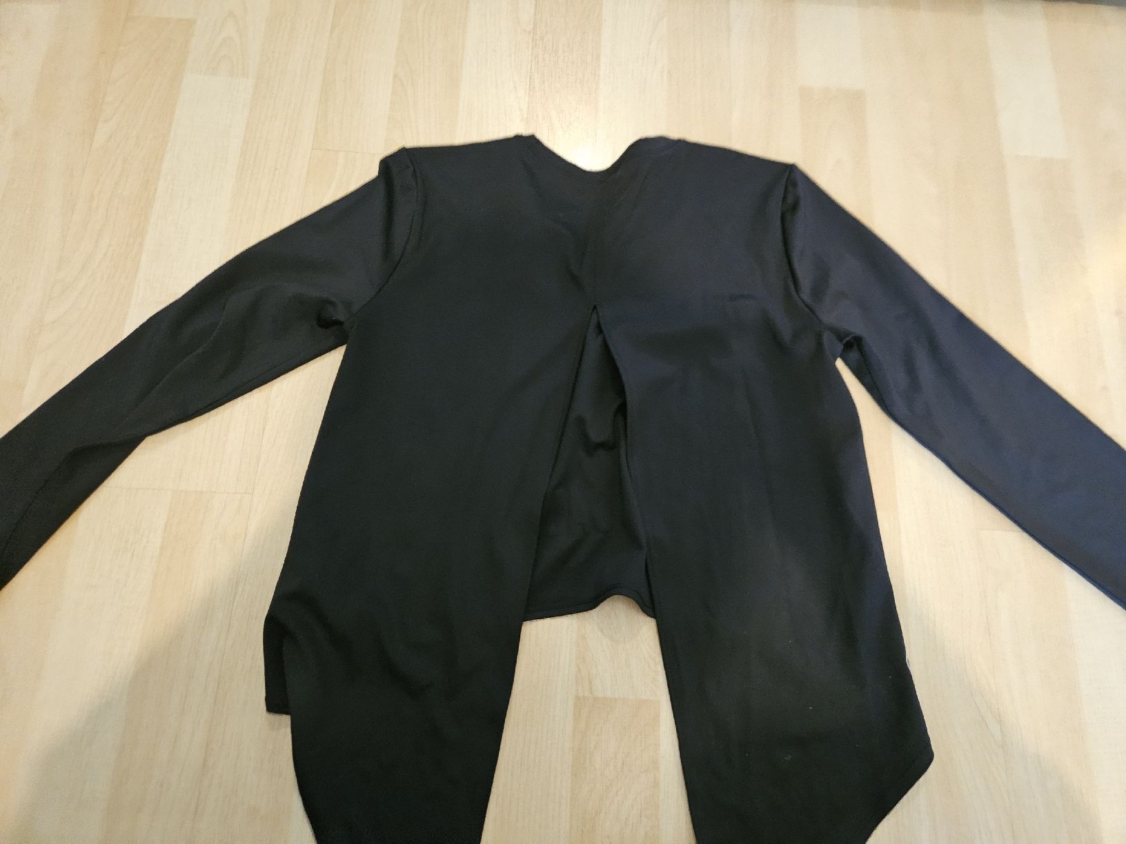 Calvin Klein Maglioni & Felpe: Calvin Klein Performance Longsleeve Schwarz, Gr. S – Nuovo (secondo la descrizione) da Bern venduto da nad_nyx6 2